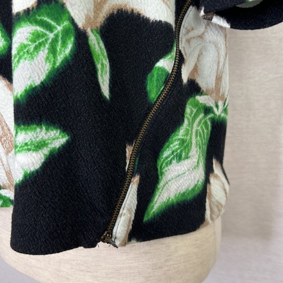 9-H15 SCL  Anthropologie Woman’s Black Green Floral Print  Postmark Blouse Sz S - Picture 8 of 13
